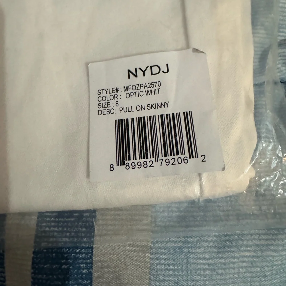 NYDJ Optic White Pull-On Skinny Pants - Picture 2 of 4
